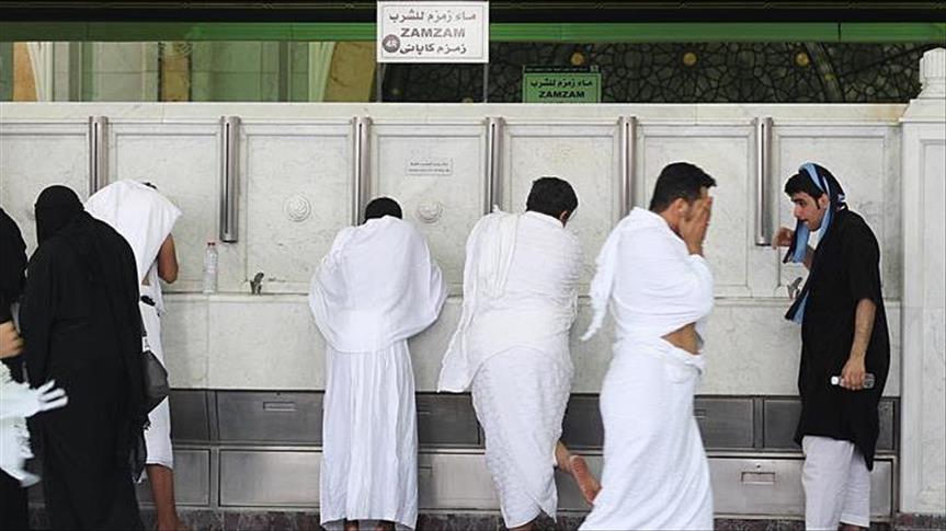 موجة جدل كبيرة بسبب أقوال عالمة أبحاث عن ماء زمزم