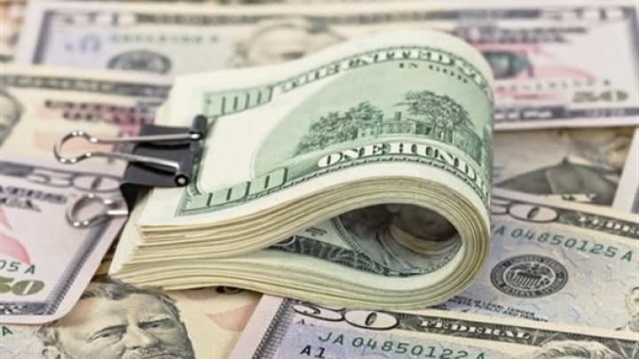الليرة السورية تستمر بالهبوط
